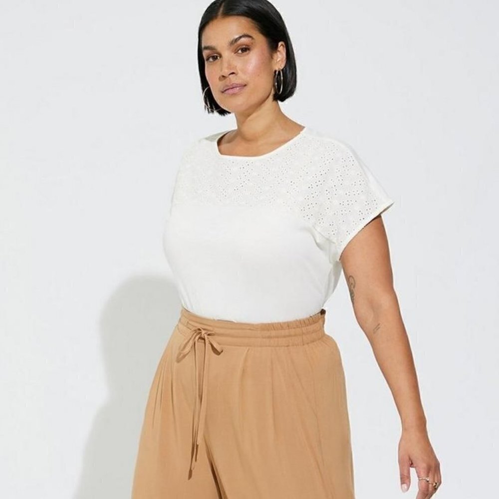 Torrid - Cotton Eyelet Inset Dolman Short Sleeve Tee in "Pristine" White